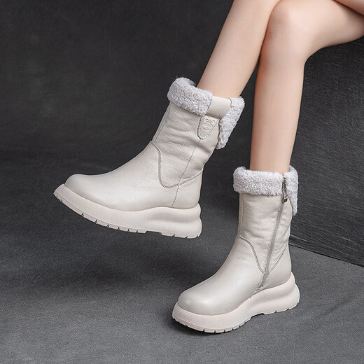 OLJ luxury high-end brand women's boots mid-calf snow boots 2025 new style velvet thick-soled short boots simple casual boots off-white 37