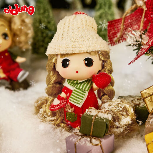 Shantou Lincun's new Christmas doll ornaments, cute doll gift box, creative gifts for girls and children, curly overalls 9cm without sled and snowboard