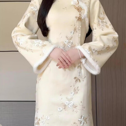 Pierre Cardin Matcha Mochi 2025 winter new improved cheongsam embroidered suede plus velvet fur collar women's style new Chinese style white petticoat M