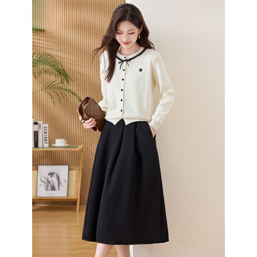 Ehangy international luxury high-end brand knitted dress for women 2025 autumn and winter new age-reducing fashion versatile skirt off-white (two-piece set) M