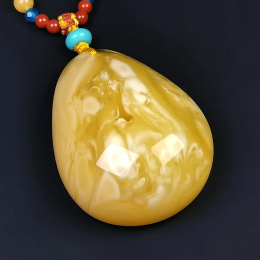 Amber School, one object, one picture, one certificate, beeswax pendant, natural amber necklace, Russian white flower beeswax necklace, pendant, 14.03g, 41*31*18mm