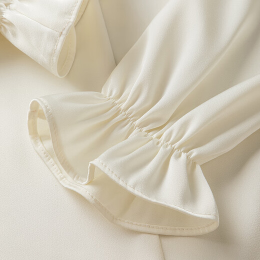 Late White New Product 2025 Autumn Solid Color Temperament Fashion Top Lace Stand Collar Skin Friendly Versatile Shirt for Women Beige L