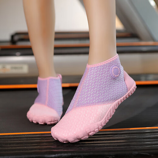 Breathable indoor sports shoes, yoga shoes, fitness-specific Pilates skipping rope, non-slip soft sole, silent running shoes 505-pink/large or small 35 size chart on the details page