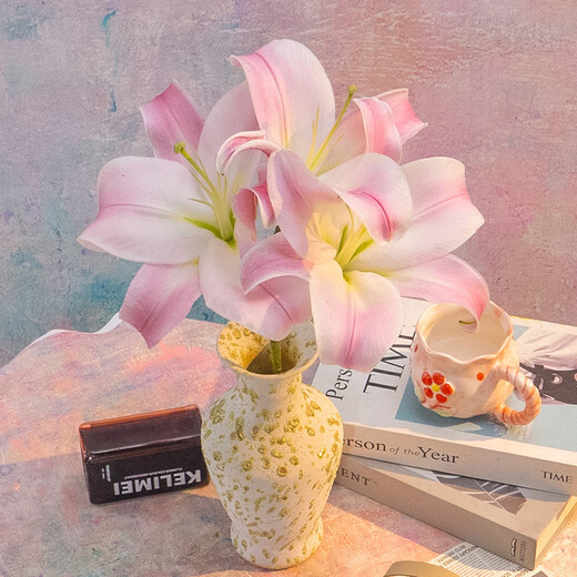 Jingdong Flowers Yunnan Kunming Flower Base Straight Hair Pink Perfume Lily 9 Family Life Flowers Straight Hair Source