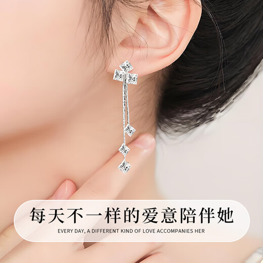 Lao Fengxiang Light Luxury Zhou Earrings for Women One Week High-end Sterling Silver Needle Earrings Practical Birthday Gifts for Girls for Girlfriend Zhou Lover* One Week Earrings Set JD.com Ships from Bakura *Same Day/Next Day Delivery