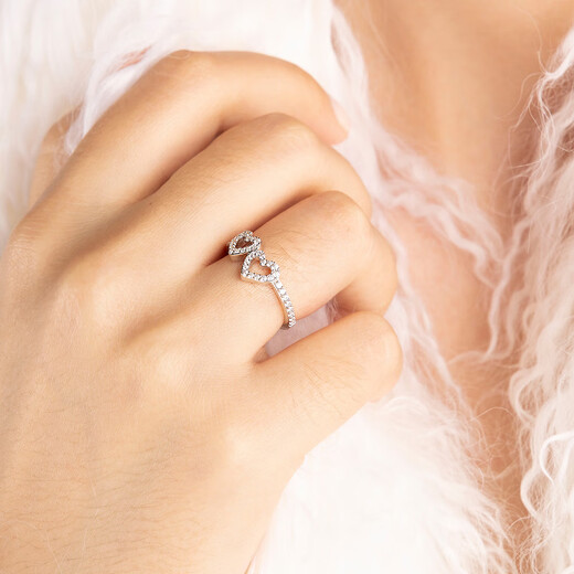 APM Monaco new product love ring silver white pavé heart-shaped hollow fun simple design hand ornament gift silver size 56