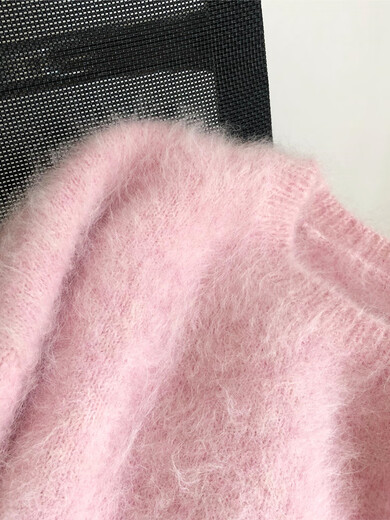 Su Yuwei's gentle and soft waxy pink round neck sweater for women in autumn and winter thickened lazy style fufu sweater inner top pink Follow the store - Free Shipping Insurance S Recommended (80-95Jin Jin is equal to 0.5kg)