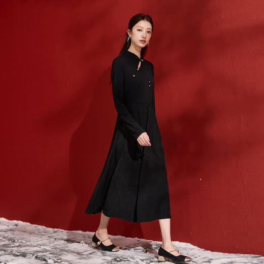 Three-color large size women's clothing 2025 winter new national style cheongsam dress needle shuttle stitching long skirt fat MM classic black L 165/92B