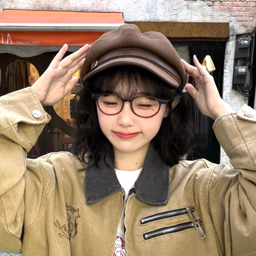 COSMICKISS beret women's octagonal hat winter hat women's winter style face-showing small versatile painter hat duck tongue newsboy hat high-end leather buckle beret coffee color one size (54-56cm)