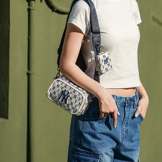 Bolsas oficiales para mujeres, bolsas de cuerpo cruzadas de moda, bolsas de hombros, bolsas informales al aire libre, regalos de cumpleaños 3ACRS012N NUEVA YORK YANKEES/CREEM F