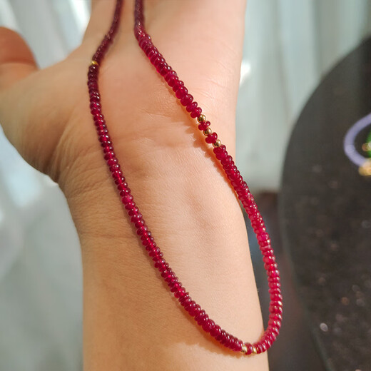 Fei Sheng Ji Fat Dong Lai's same style tanzanite necklace 18K gold colored gemstone beads ruby pigeon blood tanzanite diopside 18K gold ruby beads (length of necklace is about 42CM)