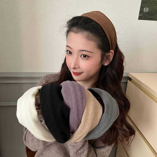 Zan Yingmei 2025 new autumn and winter retro fashion high-end wide-brimmed headband simple temperament Internet celebrity face wash headband wide-faced headband black + brown