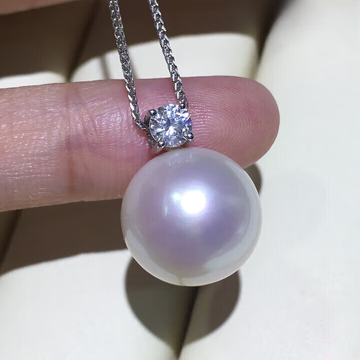 Su Chen's natural Edison pearl pendant, round and bright 18K gold zircon princess, is comparable to Australian white seawater pearls 1112mm