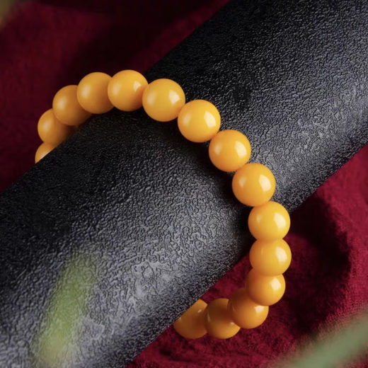 VAUBEL natural old beeswax bracelets for women, authentic chicken oil yellow bracelets, Buddha beads, and Chinese characters, super popular birthday gifts for boyfriends and girlfriends, auspicious and wealthy 10mm-collectible natural beeswax (one item, one certificate)