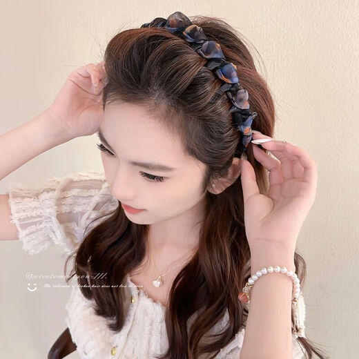 Retro sweet wavy high skull headband for women 2025 new high-end face wash hair accessory temperament headband non-slip hairpin 2 beige and pink headband