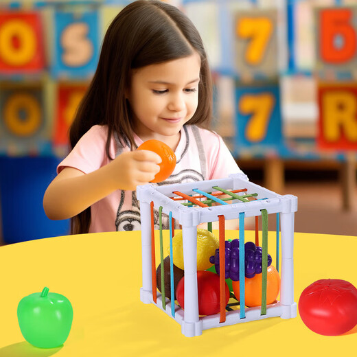 Hand ball, baby molar stick, grip training, teether, pacifier, toy, chewing music, hand rattle for 3 to 6 months, fruit cese music + 6 fruits, recommended for babies aged 6 to 12 months