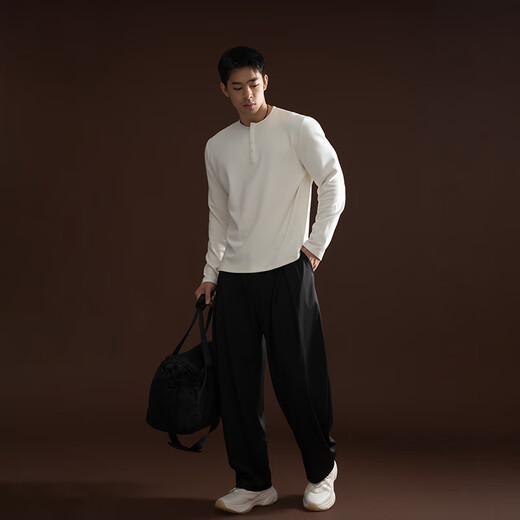 Monster Guardians long-sleeved fitness clothes for men, far infrared heating and warm sports tops, slim fit and skin-friendly two-color Henley shirt, black M