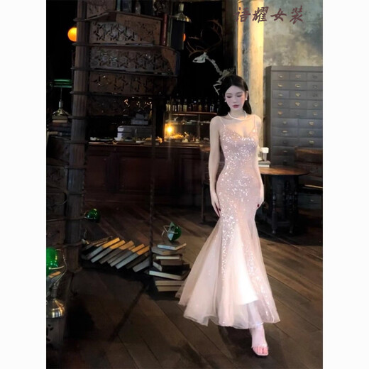 Feng Xiaowei birthday party dress high-end light luxury niche sense socialite heavy industry fishtail sequin suspender dress champagne color (original custom-made high with breast pads) S