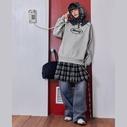 Mmlg velvet round neck sweatshirt for women and men 2025 new autumn and winter fashion line stitching embroidered logo couple tops dark blue S