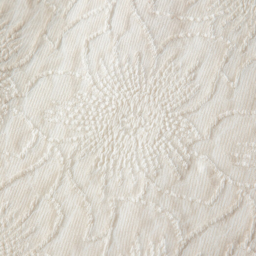 Late white inner layering artifact 2025 autumn gentle and versatile jacquard top, soft and comfortable shirt for women, apricot XL