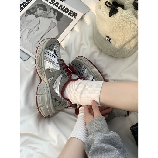 Pupan daddy shoes for women in winter with velvet thick soles and velvet daddy shoes for women with winter design versatile casual shoes for women to keep warm Mi Xing-velvet style Collect and follow for priority delivery 35