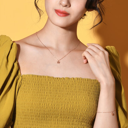 Chow Sang Sang 18K rose gold Yong series star-shaped color gold pendant necklace for women 91600N 45 cm