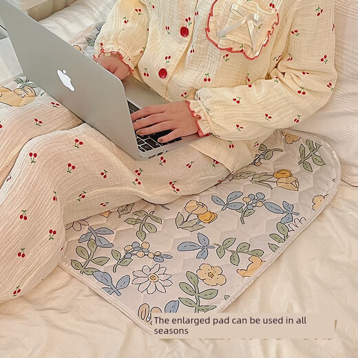 Pure cotton bed mat, special small mattress for menstruation, non-slip, leak-proof, washable baby diaper pad Black and White Dog original design 70x50cm