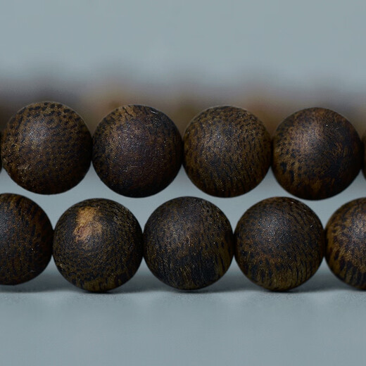 Tanjing Bracelet de bois d'agar à poulain à 9 points Hainan Qinan 7mm108 hommes et femmes. Guoxiang Series Hainan Yingge Green Chess Nan Agarwood [Solemn S9820] One-pièce Qinan Agarwood 7mm * 108 (adapté à la circonférence de la main 15-17cm)