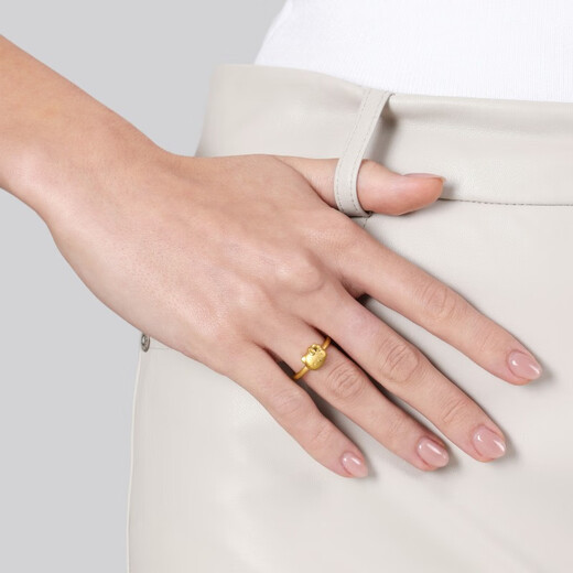 Chow Sang Sang Sanrio Family Hello Kitty Ring Pure Gold Ring 94783R Pricing 13 Circles