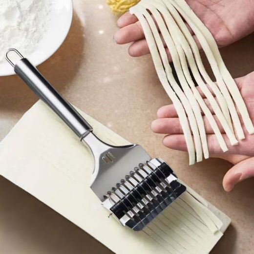 Qinkai's new manual noodle cutter household stainless steel noodle cutter roller noodle cutting artifact noodle knife strip noodle cutter handheld grab large nine-wheel blade stainless steel noodle cutter