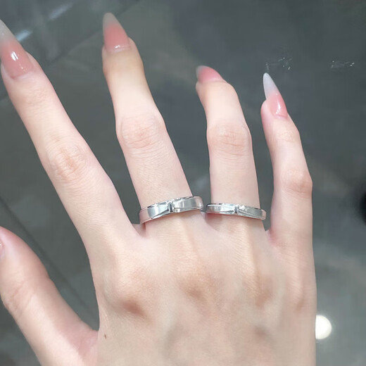 Lao Fengxiang platinum ring pt950 bow couple ring proposal and birthday gift for girlfriend and wife platinum jewelry platinum about 8.75g one pair