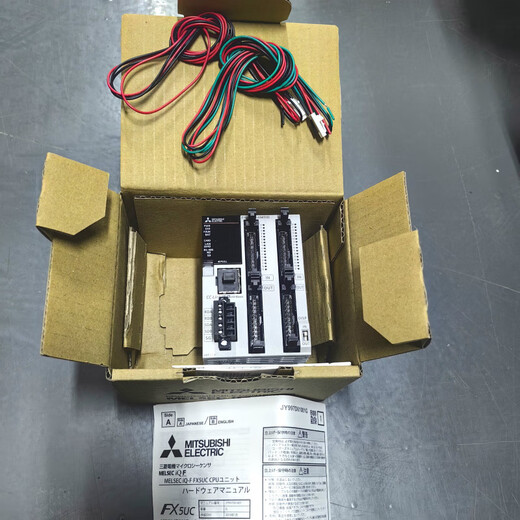 Original Mitsubishi PLC FX5U-64MT/DS programmable controller