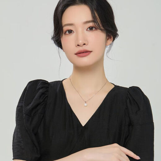 Zhuji freshwater pearl pendant women's rice-shaped beads S925 silver melon seed buckle necklace classic versatile temperament neck chain gift