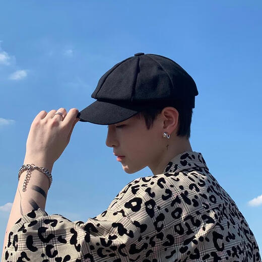 ZNMW men's beret retro octagonal hat men's trendy British black Japanese style literary pumpkin painter hat boys thin shell black one size fits for 55-58 head circumference