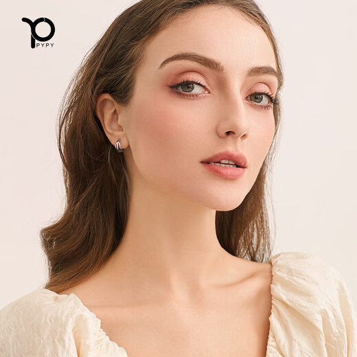 S925 sterling silver French earrings, elegant and high-end earrings, niche design earrings, light luxury earrings, pierced earrings, a pair of golden French earrings, all in sterling silver