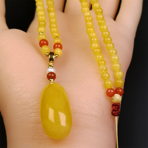 Hupai, one thing, one picture, one certificate, natural beeswax gold twisted honey bracelet, three-circle bracelet, women's Buddhist beads, no cracks, exquisite beads, 10.32 grams, bead diameter 4.5 mm