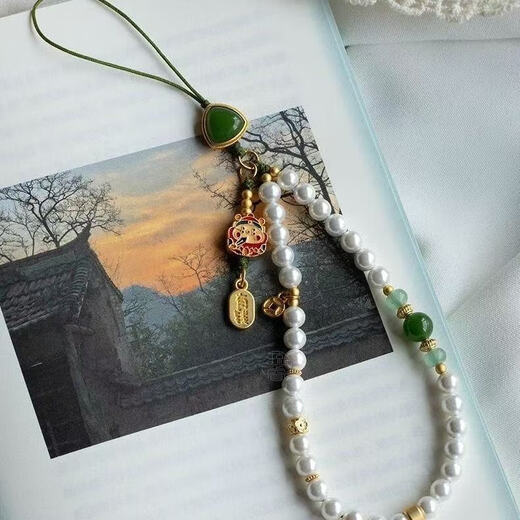 Bamboo leaf green glazed knot high mobile phone chain wrist lanyard national style mobile phone pendant U disk anti-lost long pendant bamboo round bead four-leaf flower