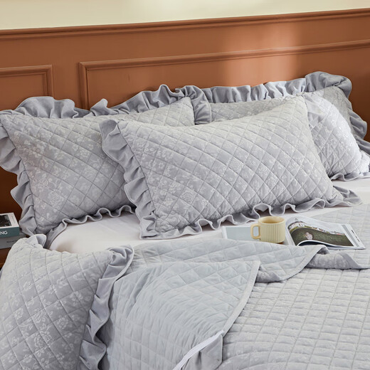 Fu丨Anna lace embossed baby velvet jacquard quilted bed cover three-piece set 2025 new bed sheets gray single bed cover 200cm*230cm