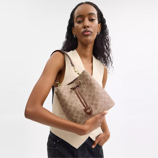 COACH women's bag 25 years new mother-in-law bucket bag Rowan22 lychee pattern hand-held crossbody bag as a holiday gift for girlfriend CBH07 IMXHE