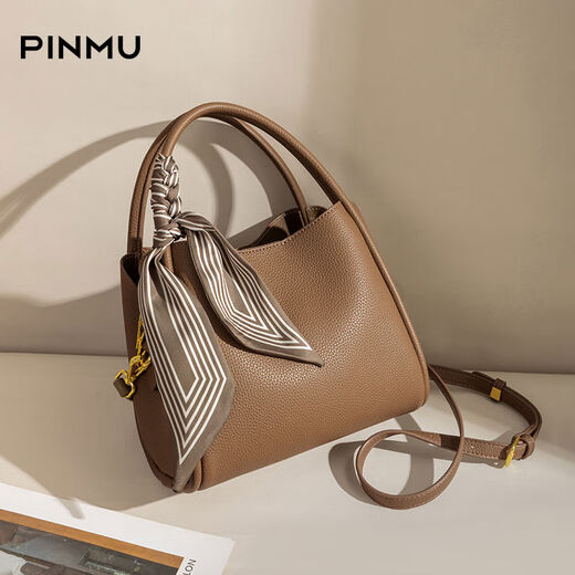 Handbags for women 2024 new fashionable and atmospheric bucket women's bags for mothers, middle-aged women's crossbody bags for women, elephant gray silk scarf, versatile for the season