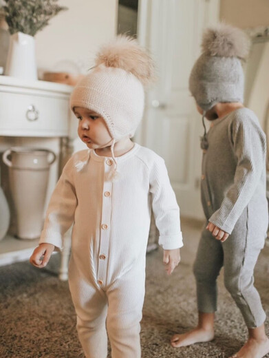 Purchase products Baby autumn and winter girl's hat, cute princess knitted fur ball hat, warm spring and autumn beige fur ball, one size fits all, 3-10 months, Nordic light luxury style