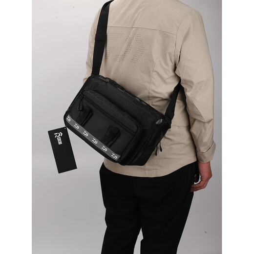 DAI SEVENDAIWA Dayi Valua bag storage shoulder bag sports bag casual tactical waist bag fishing gear bag crossbody bag waist bag_free 2 bait boxes