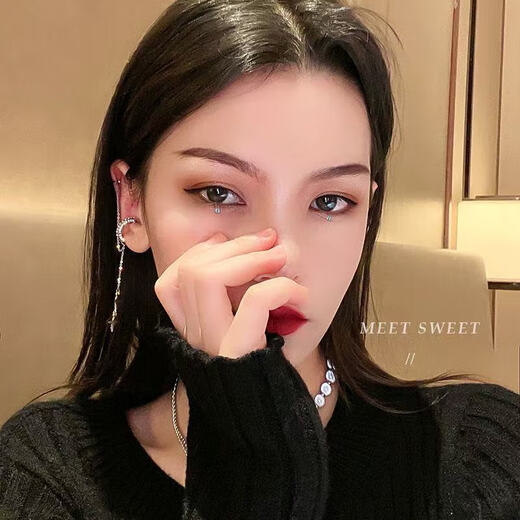 New tassel niche personalized ear cuff earrings one-piece non-pierced female high-end cold style earrings a four-pointed star ear cuff