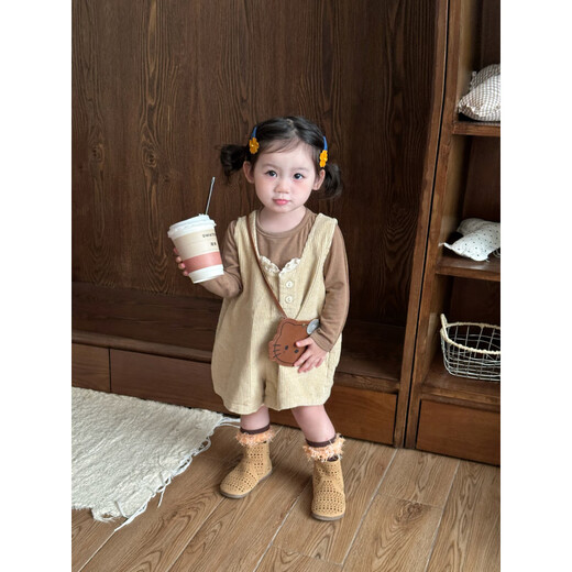 Girls overalls set baby autumn style corduroy jumpsuit versatile long-sleeved T-shirt two-piece set khaki overalls 80 cm