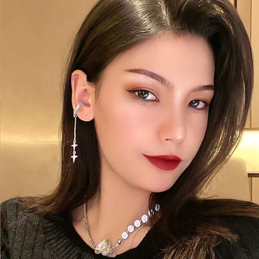 New tassel niche personalized ear cuff earrings one-piece non-pierced female high-end cold style earrings a four-pointed star ear cuff
