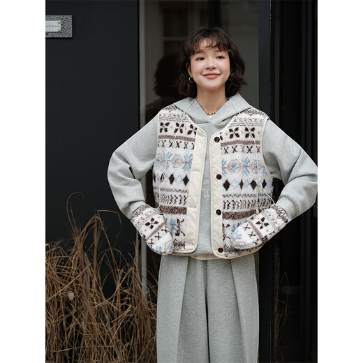 Botanical BOTANIQUE Iceland Lovers Fair Isle Jacquard Sherpa Reversible Vest Fair Isle Jacquard One Size