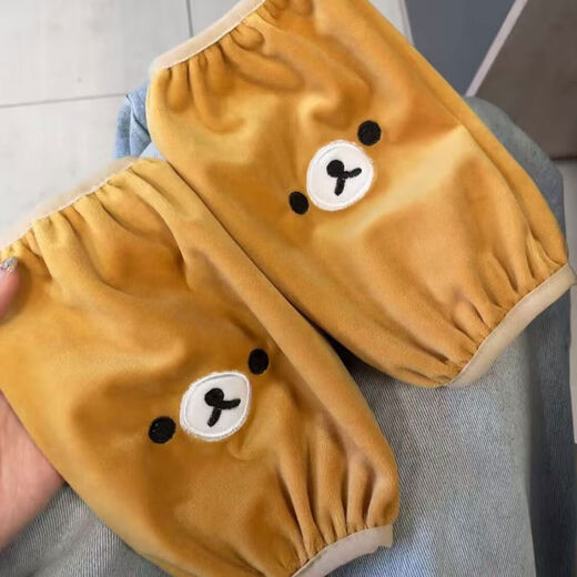 Sleeve protectors, cute self-deprecating bear cartoon sleeves, office anti-dirty down jacket sleeves, anti-dirty work plush sleeves, khaki + white bear sleeves, one pair each