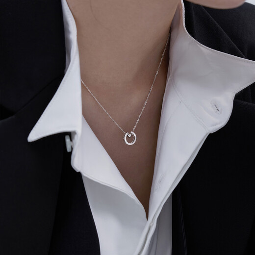 Lukfook Jewelry Platinum 950C Horseshoe Clasp Crushed Ice Platinum Necklace Set Chain Necklace Price L04P0020DS 4.41g (including labor cost 384 yuan)