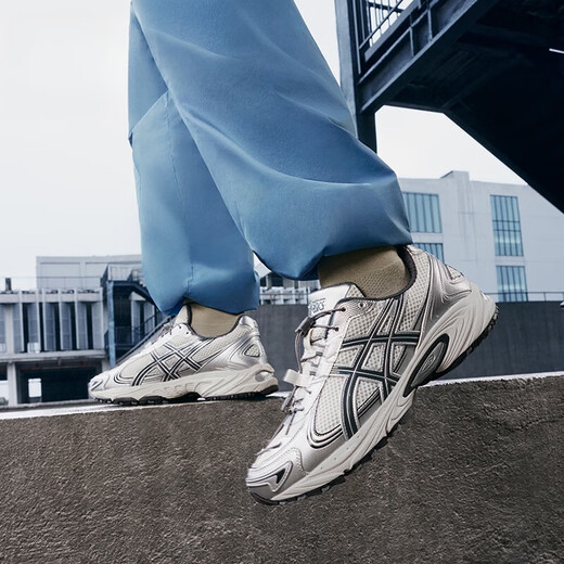 亚瑟士（asics）kahana tr v4银色夏季新款透气运动鞋复古男鞋跑鞋 1203A497-100【黑白色】 37