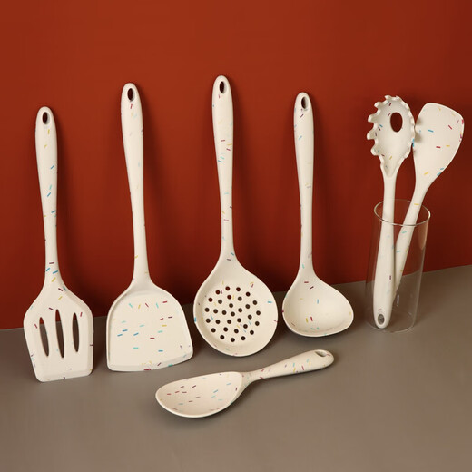 Yongfan German imported quality spoon kitchen kitchen supplies soup spoon spatula rice spoon kitchen utensils colander household kitchen utensils color line colander food grade silicone - family first choice